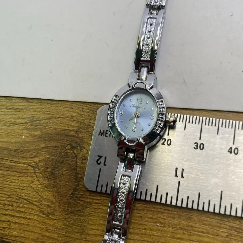 Silver Womens Silver Fashion Quartz Watch Works New Battery Blue Dial